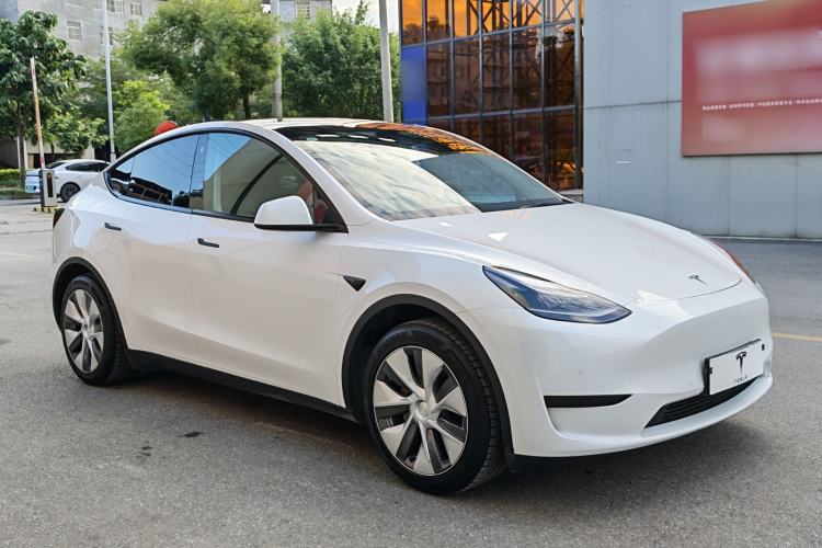 Used Tesla Model Y 2022 Rear-Wheel-Drive Version
