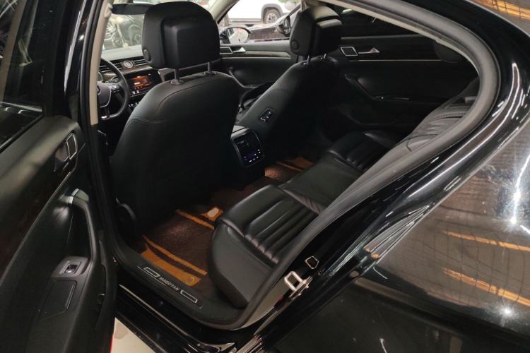 Used Volkswagen Magotan 2019 330TSI DSG Luxury Model China V Standard
