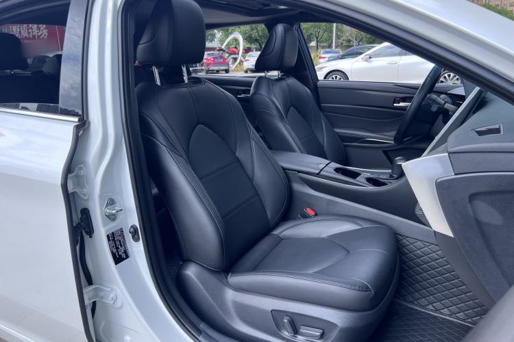 Used Toyota Avalon 2023 2.0L Luxury Edition
