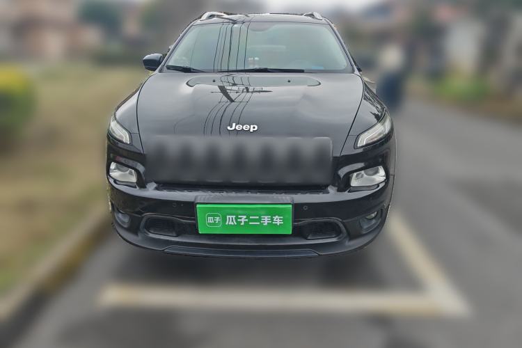 Used Jeep Cherokee 2016 2.0L Superior Edition