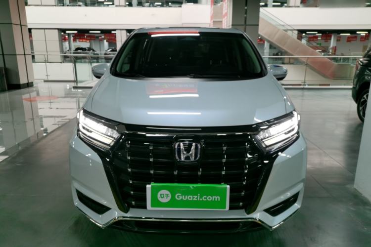 Used Honda Elysion 2024 2.0L eHEV Luxury Edition
