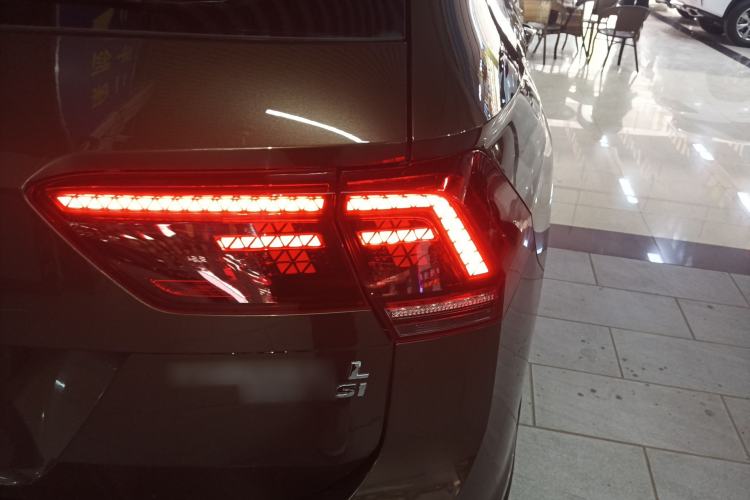 Used Volkswagen Tiguan L 2017 380TSI Automatic All-Wheel-Drive Luxury Edition