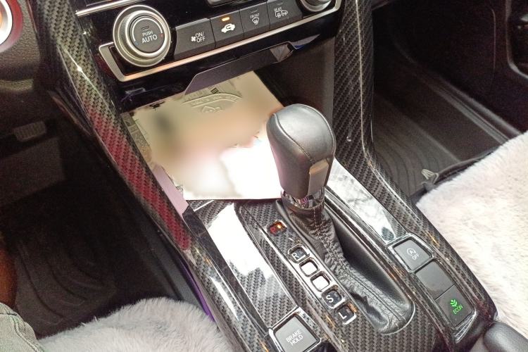 Used Honda Civic 2016 220TURBO CVT Prestige Edition
