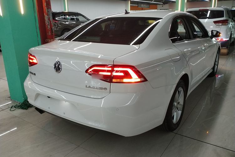 Used Volkswagen Lamando 2017 230TSI DSG Fashion Edition