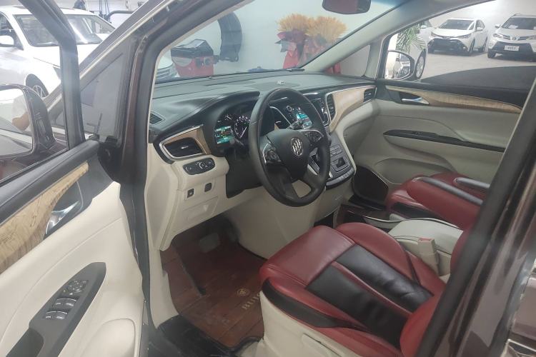 Used Buick GL8 2017 ES 28T Comfort Model China V Standard
