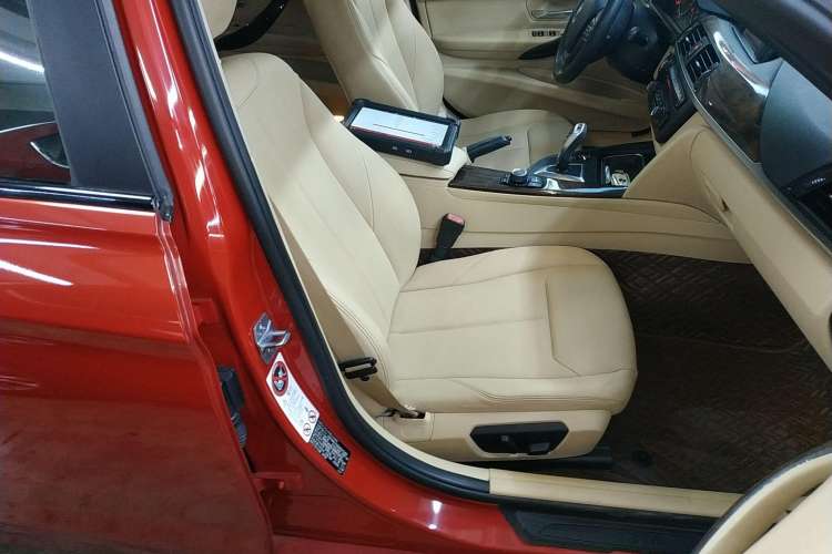 Used BMW 3 Series 2013 320Li Fashion Model