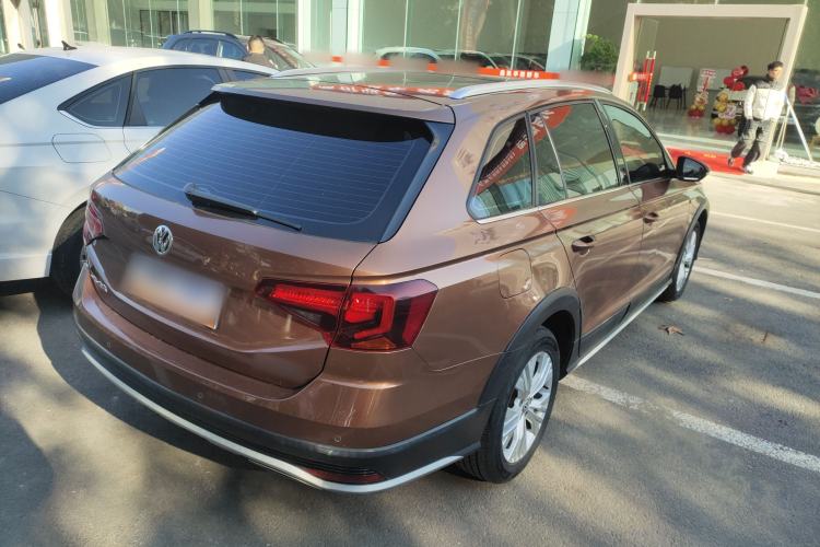 Used Volkswagen C-TREK 2017 1.6L Automatic Comfort Model
