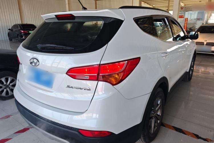 Used Hyundai Santa Fe 2013 2.4L Automatic 2WD Comfort Edition
