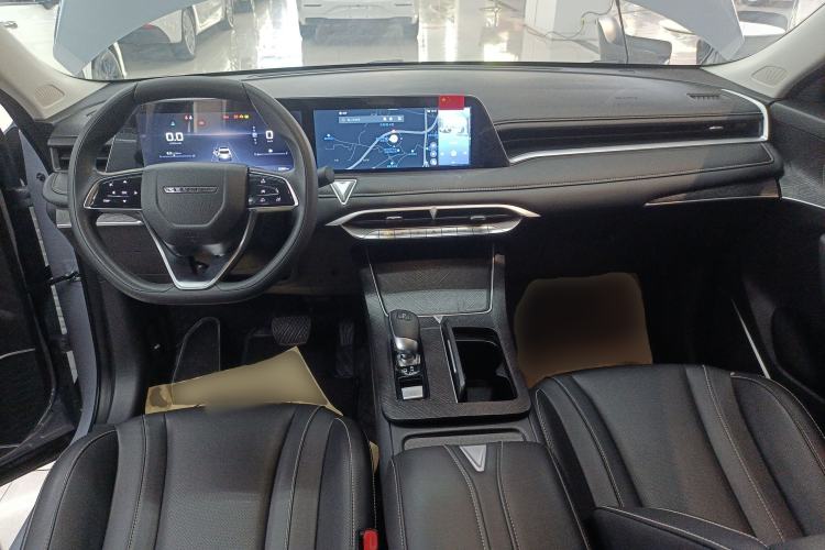 Used Venucia V 2021 260T Idol Edition
