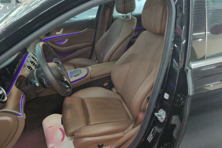 Used Mercedes-Benz E-Class 2023 E 260 L
