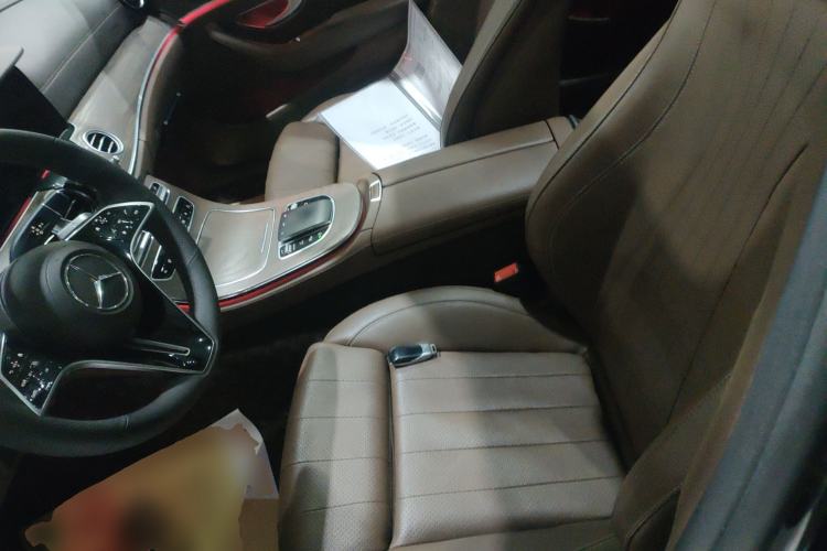 Used Mercedes-Benz E-Class 2021 E 260 L
