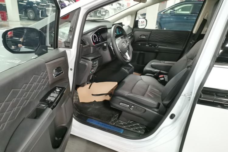 Used Honda Elysion 2024 2.0L eHEV Luxury Edition
