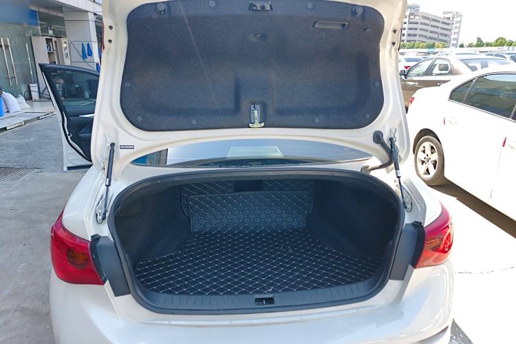 Used Infiniti Q50L 2016 2.0T Enjoyment Edition
