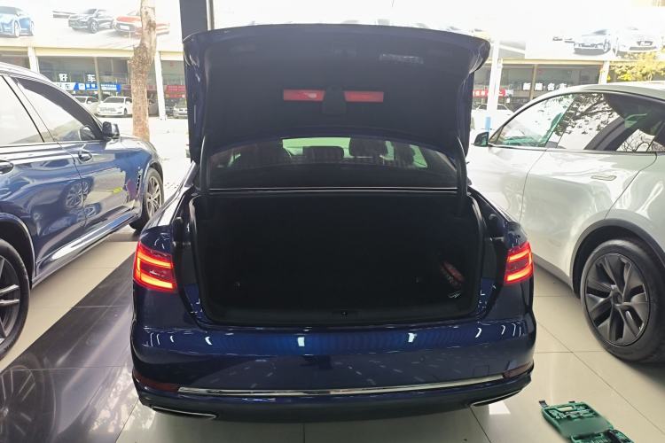 Used Audi A4L 2019 40 TFSI Ambition China VI