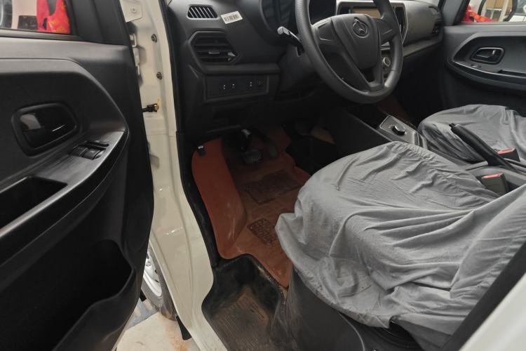 Used Chana Ruixing EM80 2025 Cargo Version Standard 2-Seater 300 km Side-Hinged Doors
