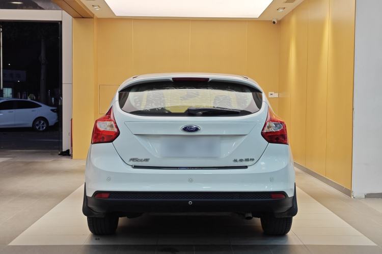 Used Ford Focus 2015 Hatchback 1.6L Automatic Fashion Edition