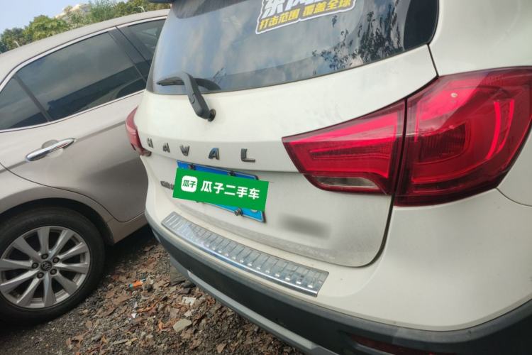 Used Haval H1 2017 Blue Label 1.5L AMT Luxury Model
