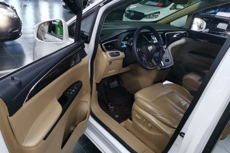Used Buick GL8 2018 ES 28T Premium Model China VI Standard
