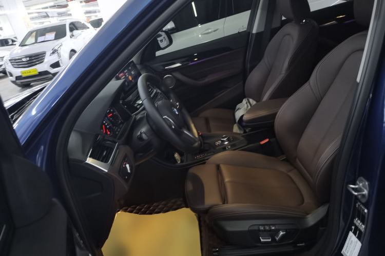 Used BMW X1 2022 sDrive25Li Leading Model
