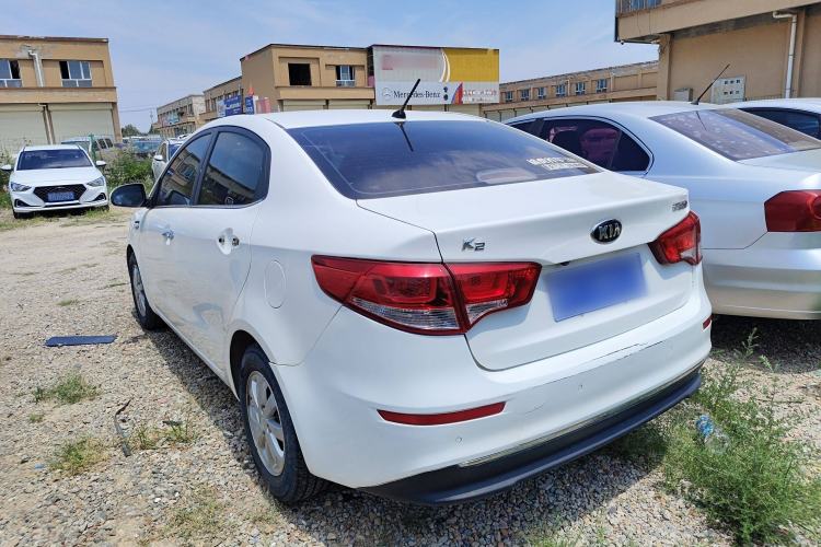 Used Kia K2 2015 Sedan 1.4L MT GLS
