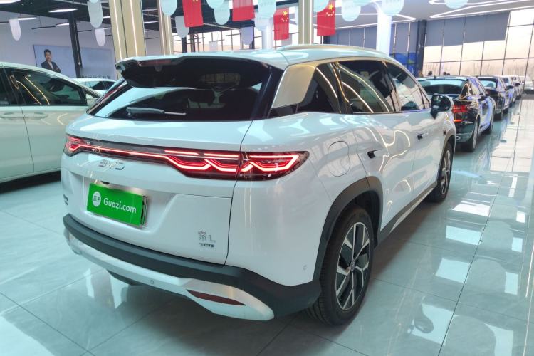 Used BYD Song L DM-i 2025 Intelligent Driving Version 160 km Beyond-Range Type
