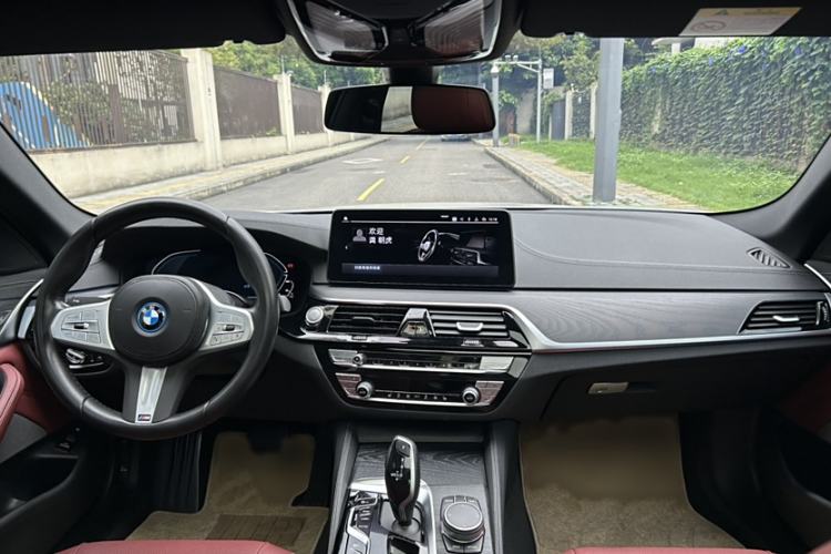 Used BMW 5 Series New Energy 2022 535Le M Sport Package
