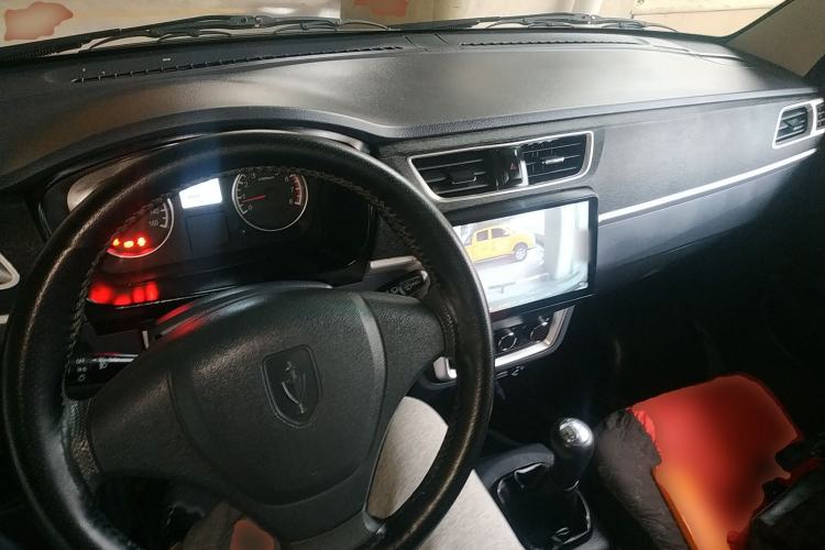 Used Jinbei Gold Card S3 2022 1.6L Flatbed Truck Standard Version 3.2 Meters SWD16MS