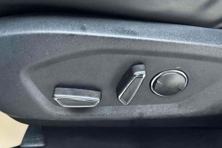 Used Ford Edge 2021 PLUS EcoBoost 245 Two-Wheel-Drive Titanium 7-Seater