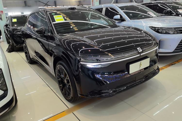 Used Zeekr 7X 2025 100 kWh Long-Range Rear-Wheel Drive with Intelligent Driving Features