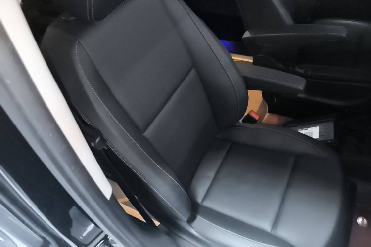 Used Mercedes-Benz Vito 2023 2.0T Business Version 7 Seats