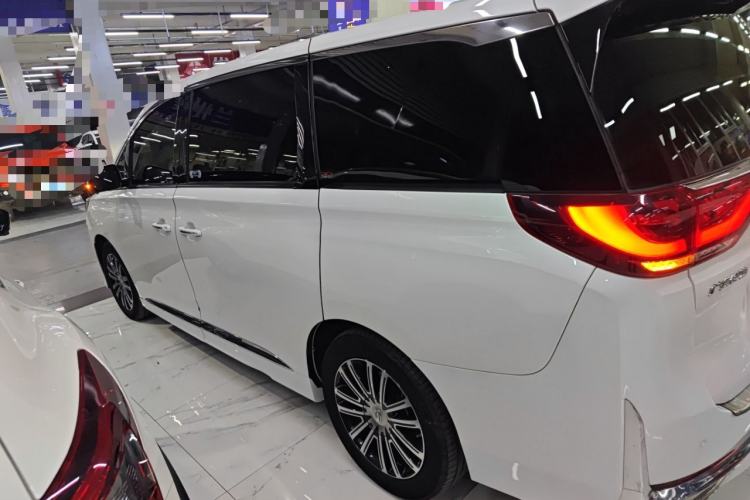 Used GAC Trumpchi M8 2023 Lingxiu Series 390T Ultimate Edition
