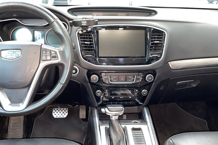 Used Geely Auto Vision X6 2016 1.3T CVT Flagship Model
