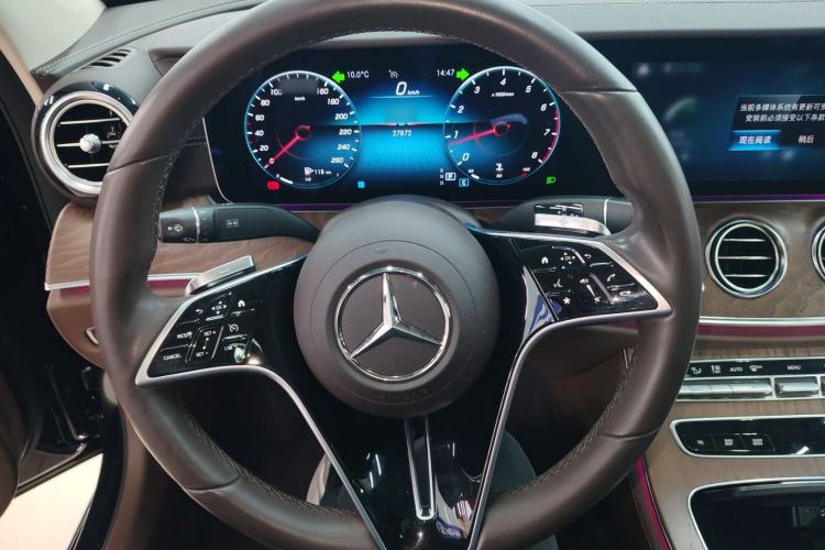 Used Mercedes-Benz E-Class 2022 E 260 L
