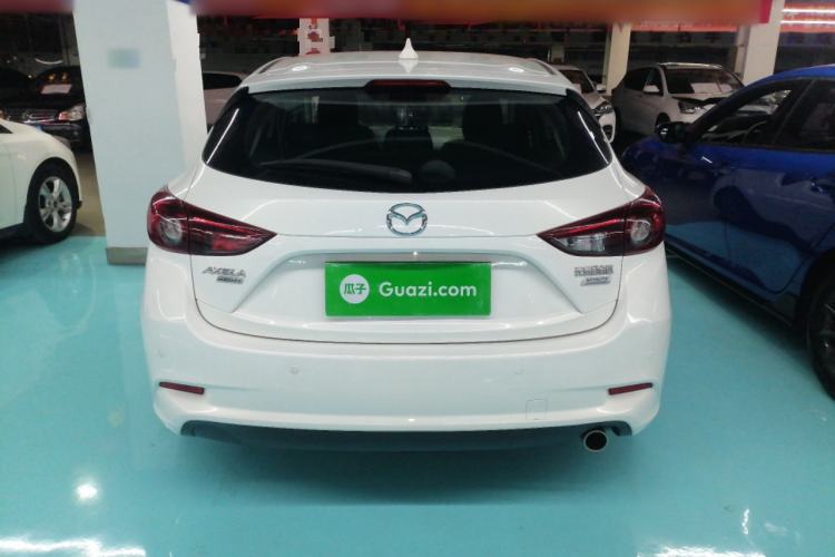 Used Mazda Mazda 3 Axela 2019 Cloud-Control Edition Hatchback 1.5L Automatic Comfort Model China VI Standard
