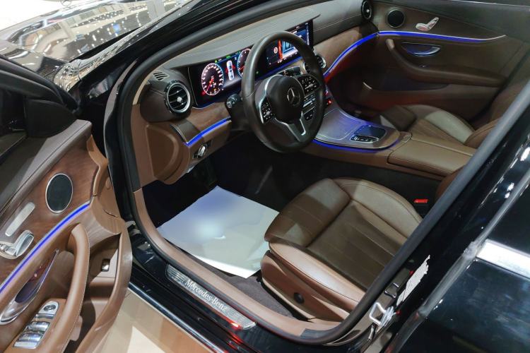 Used Mercedes-Benz E-Class 2020 E 260 L
