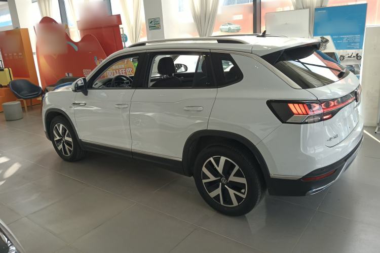 Used Volkswagen Tayron 2023 300TSI Two-Wheel-Drive Luxury Plus Advanced Edition
