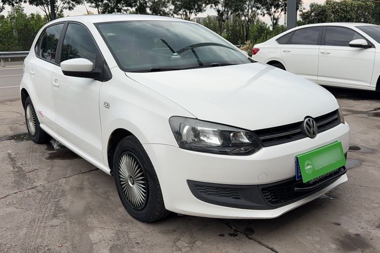 Used Volkswagen Polo 2013 1.4L Manual Fashion Edition
