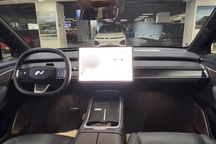 Used ONVO L60 2024 60 kWh All-Wheel Drive
