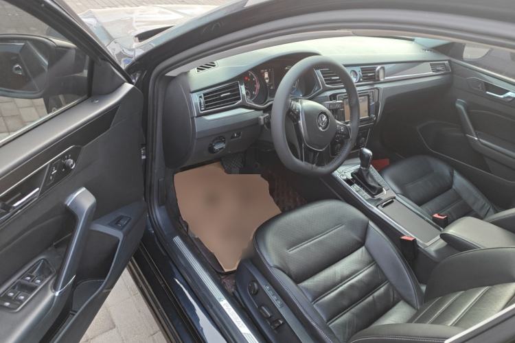 Used Volkswagen Passat 2017 330TSI DSG Prestige Edition
