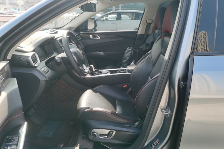 Used Lynk & Co 01 2019 2.0T Two-Wheel Drive Zhaopu Version China VI Standard
