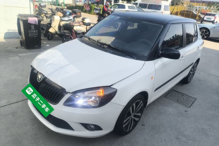 Used Skoda Fabia 2014 1.6L Automatic Sport Edition
