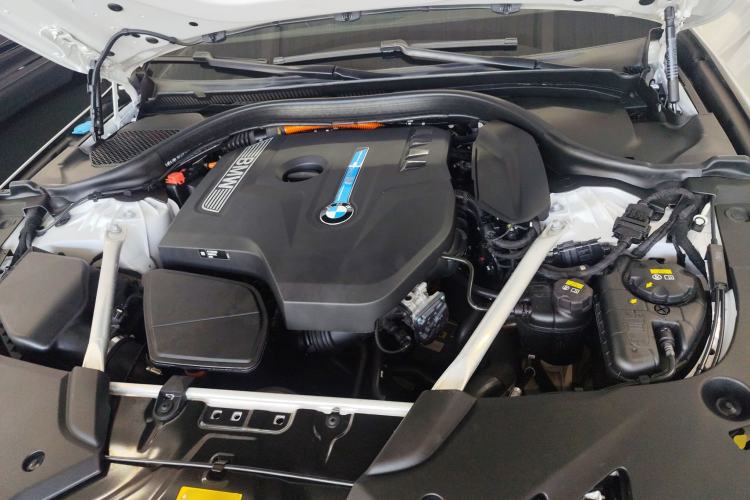 Used BMW 5 Series New Energy 2020 Mileage Upgrade Version 530Le Luxury Package