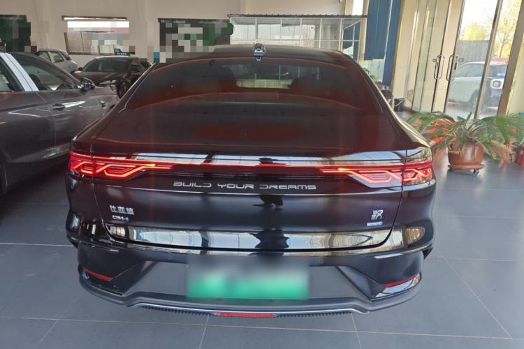 Used BYD Han 2025 DM-i Intelligent Driving Edition 125KM Prestige Model
