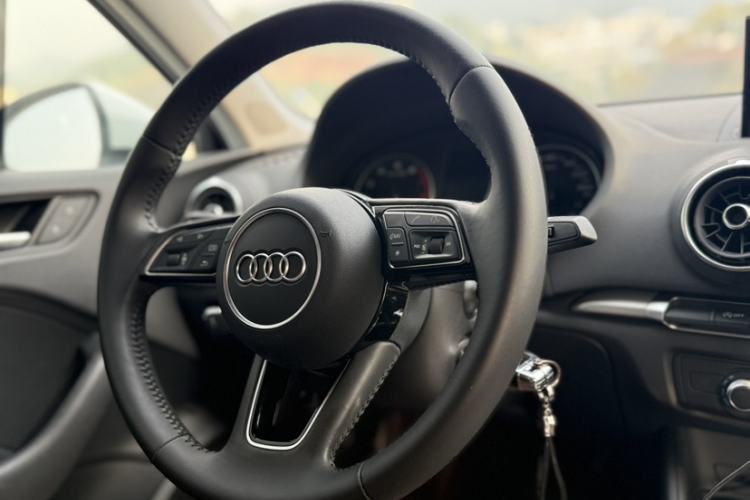 Used Audi A3 2020 Limousine 35 TFSI Ambition China VI
