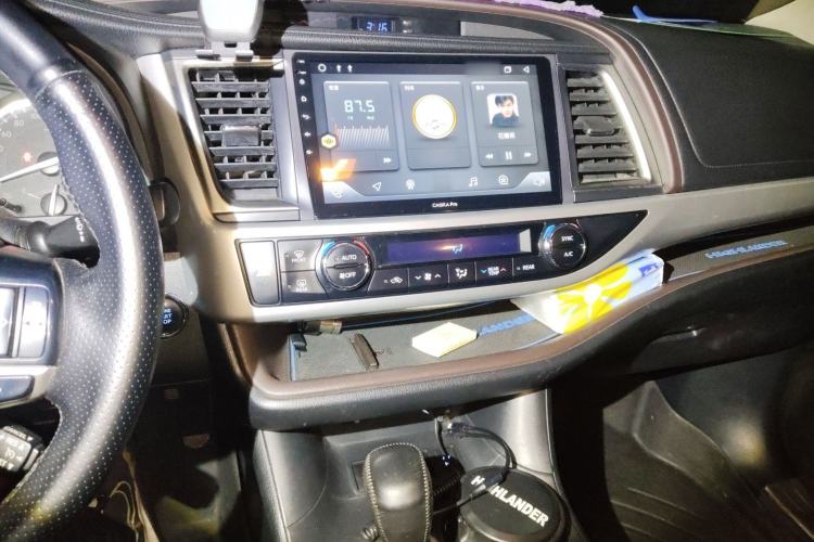 Used Toyota Highlander 2015 2.0T Four-Wheel Drive Luxury Edition 7-Seater
