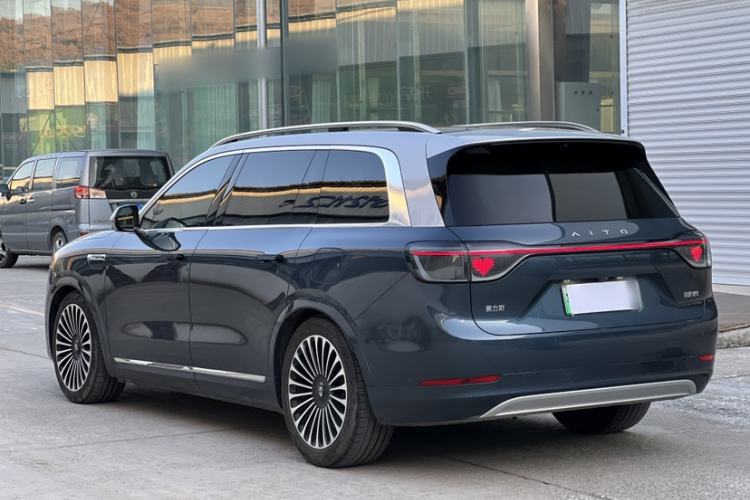 Used Hima AITO M9 2024 Range-Extended Ultra Version 52 kWh 5-Seater Model
