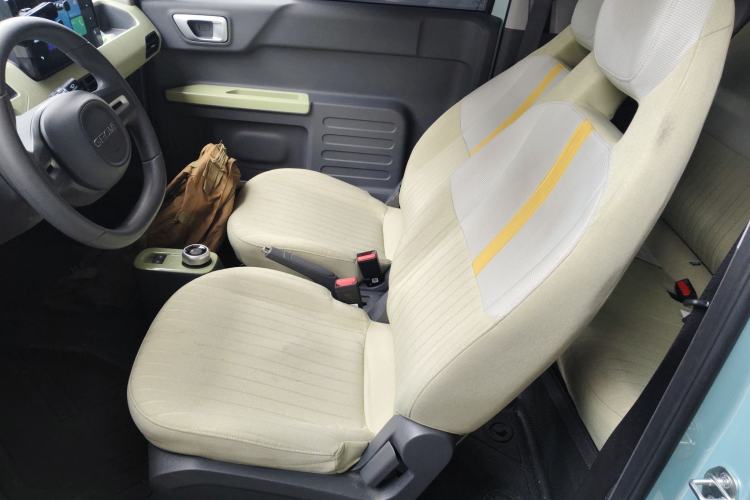 Used Geely Galaxy Panda 2023 Panda Mini 200km Endurance Bear
