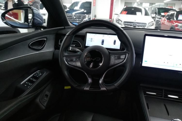 Used BYD Seal 06 New Energy 2025 DM-i Smart Drive 120KM Prestige Model
