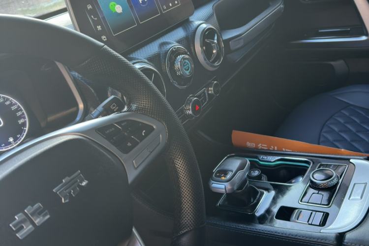 Used  BJ40 2023 2.0D Automatic Four-Wheel Drive Blade Hero Edition Pioneer Type
