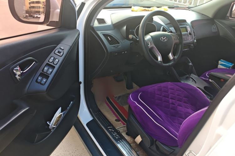 Used Hyundai ix35 2015 2.0L Automatic 2WD Smart Type China IV
